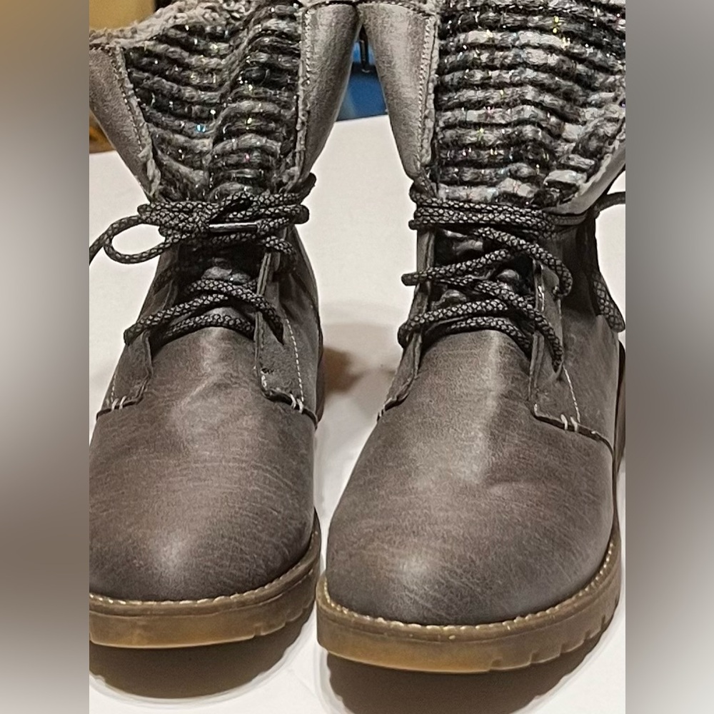 Muk Luks Boots Women